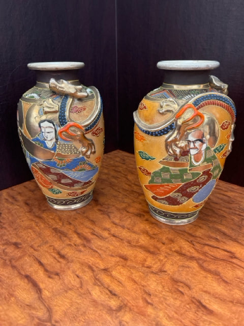 Set of 2 Multi Colored Japense Vase