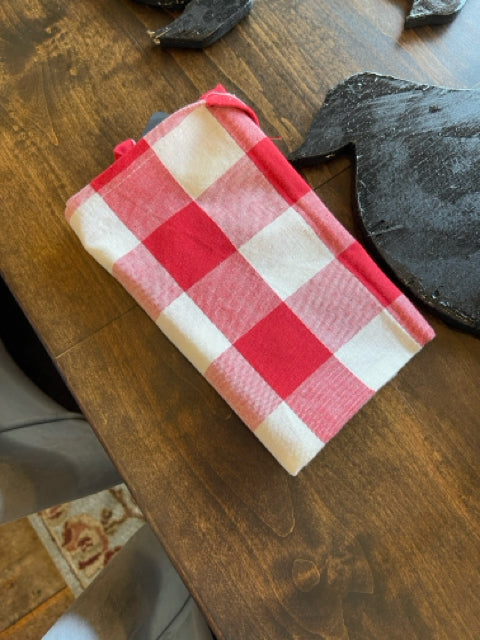 Red and White Buffalo Check Linen Napkin