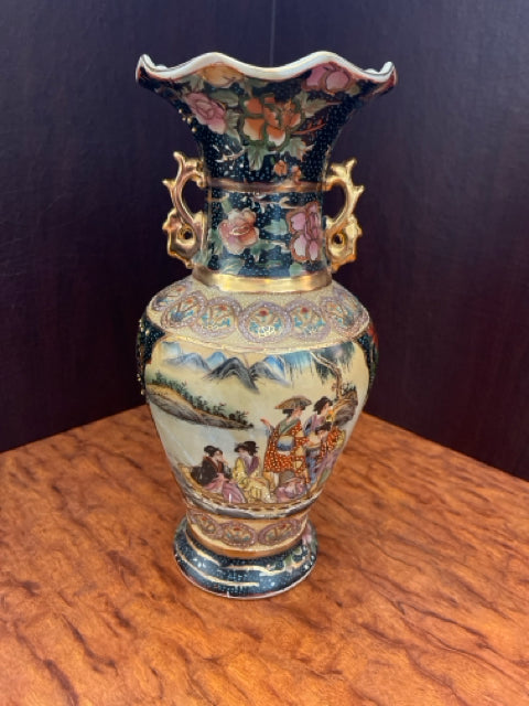 Chinese Decorative Vase