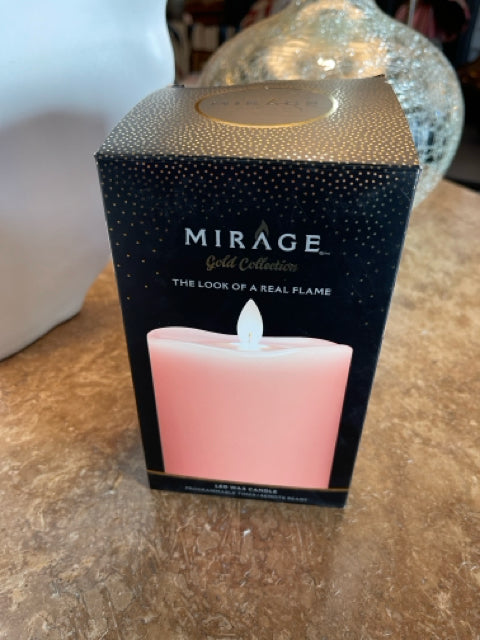 Mirage Coral Color Smooth Pilar Candle Medium