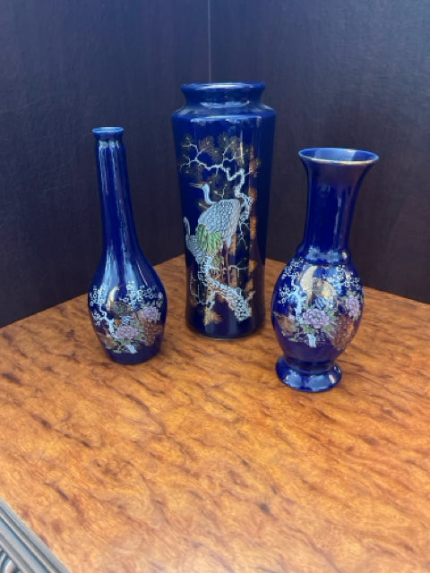 Set of 3 Blue Oriental Vases