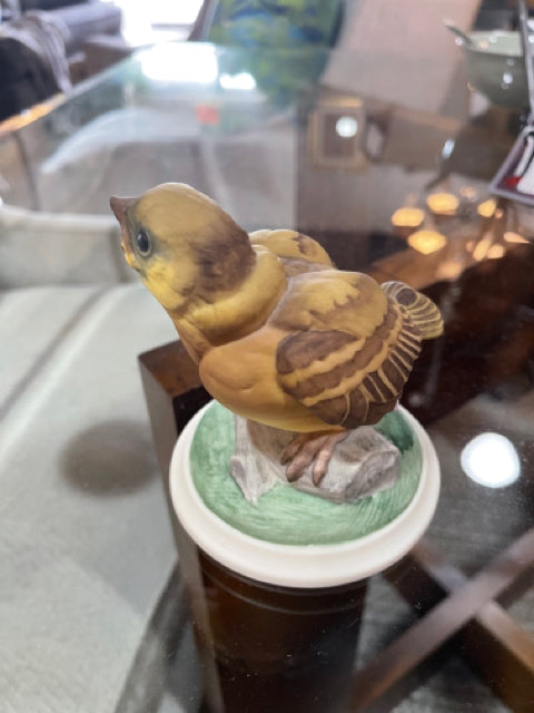 Boehm Baby Goldfinch 448 Bisque Porcelain Figure