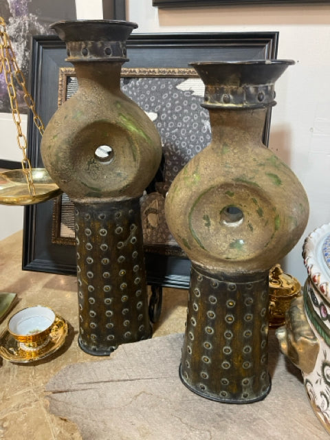 Set of 2 Green/Brown Metal Candle Holder