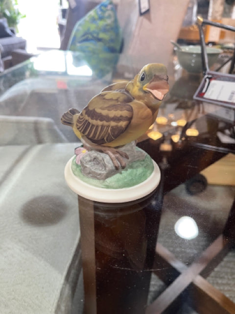 Boehm Baby Goldfinch 448 Bisque Porcelain Figure
