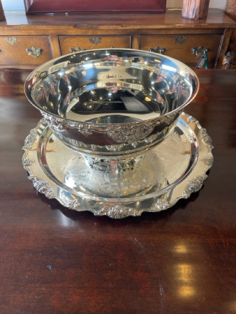 Wallace Silver Smiths Silver Plate Punch Bowl with Silver Plate Charger